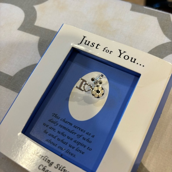 L.A. Rocks Sterling Silver “I ♥ Soccer” Charm – New in Box - Picture 3 of 4